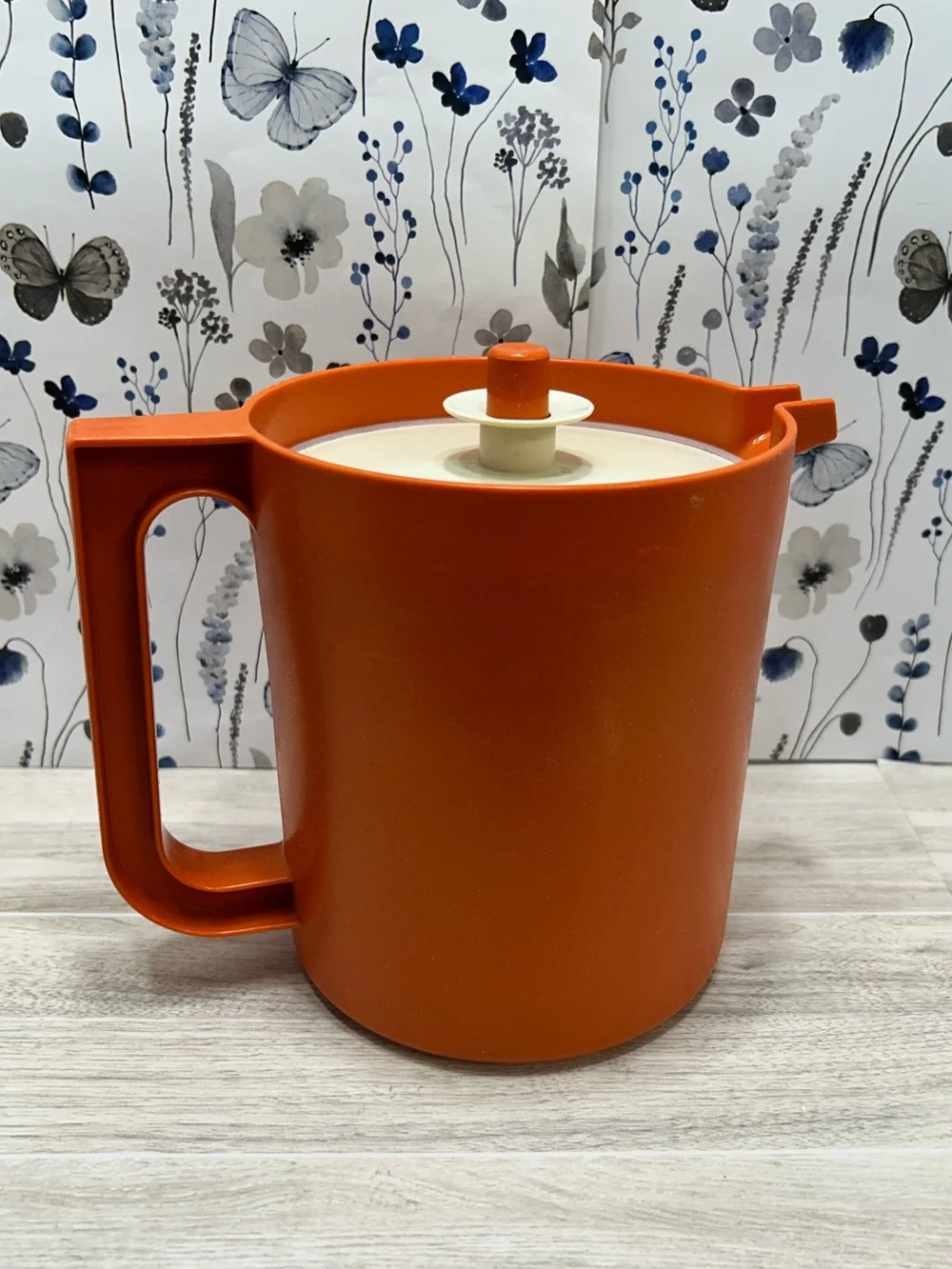 Vintage Tupperware Orange 2 Qt Push Button Pitcher